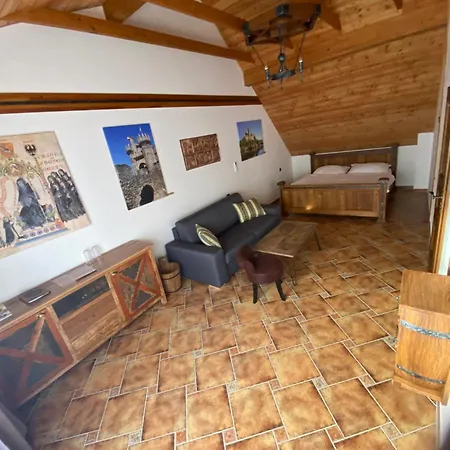 Pod Zamkem 3* Cejkovice (Hodonin)